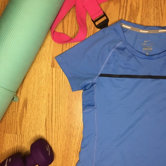 Blue Nike Top Shirt Dri Fit - Picture 6 of 8